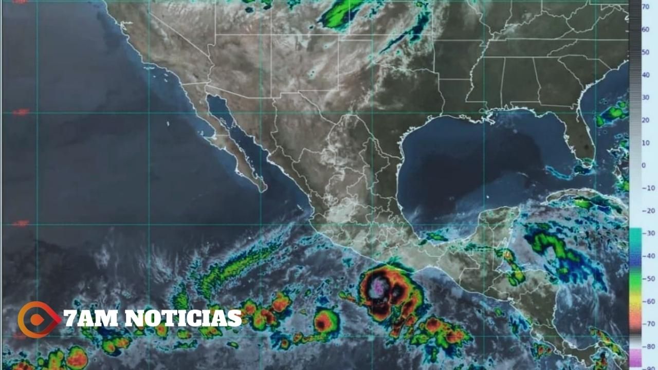 Agatha se intensificó y es huracán categoría 1, en el Pacífico mexicano