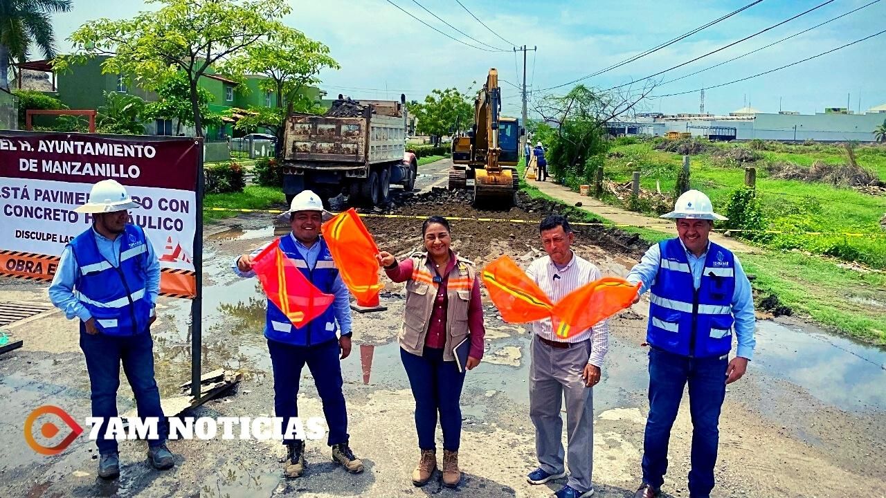 Con una inversión superior a 14 millones de pesos, Griselda Martínez hace el arranque de pavimentación de la Avenida Halcones