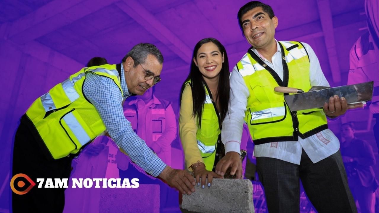 Indira Vizcaíno coloca primera piedra de la nueva Oficina de Pasaportes en Colima