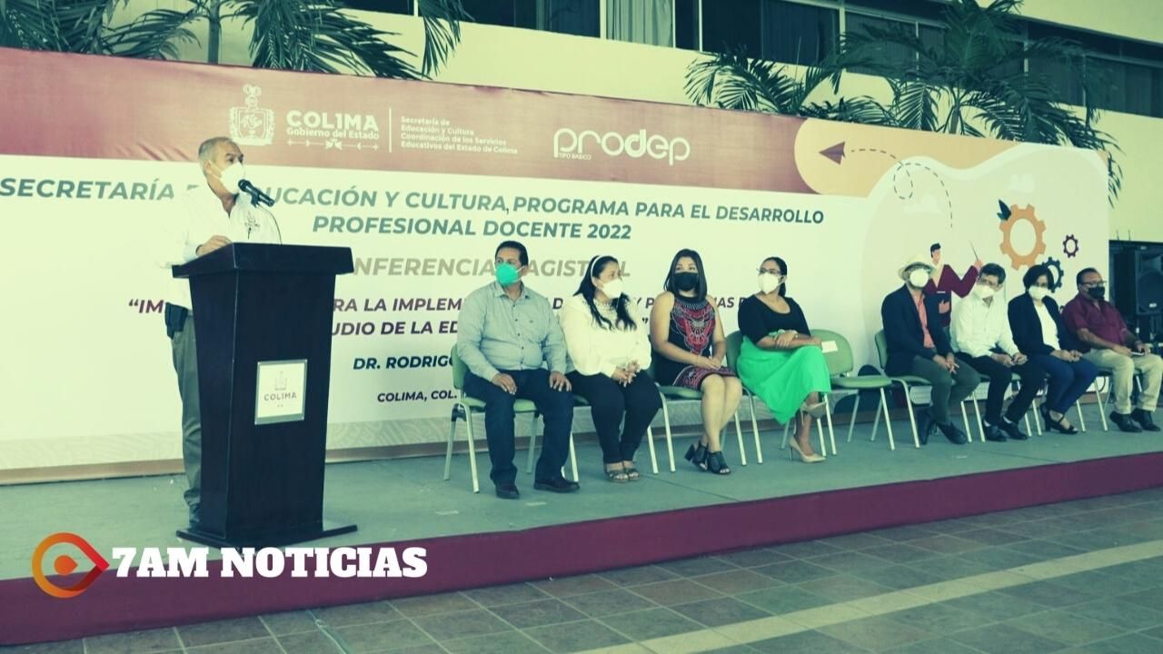 Secretaría de Educación capacita a comunidad educativa de Colima, mediante conferencia magistral