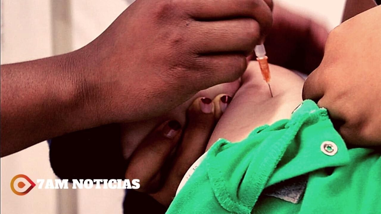 Salud Colima inició vacunación contra la polio a menores de un año