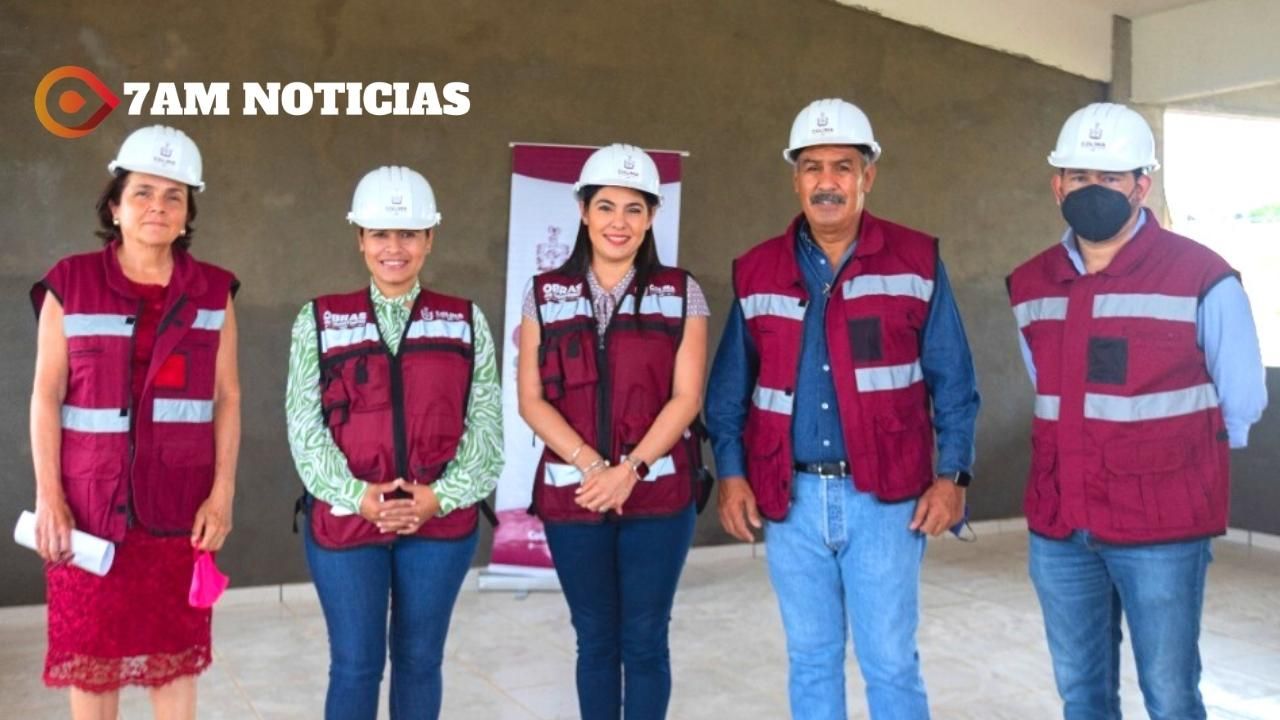 Indira Vizcaíno supervisa construcción de aula didáctica en secundaria Griselda Álvarez en Villa de Álvarez
