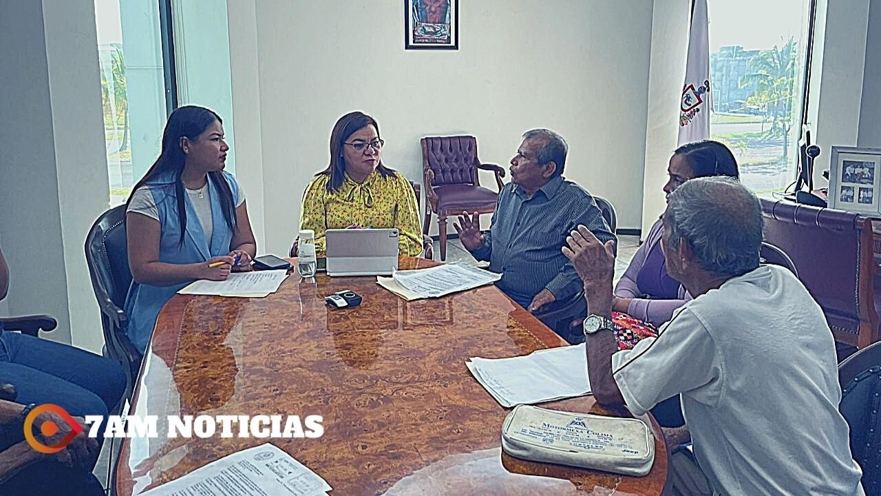 Secretarias de Gobierno y Bienestar atienden a personas adultas mayores de Colima y les resuelven inquietudes