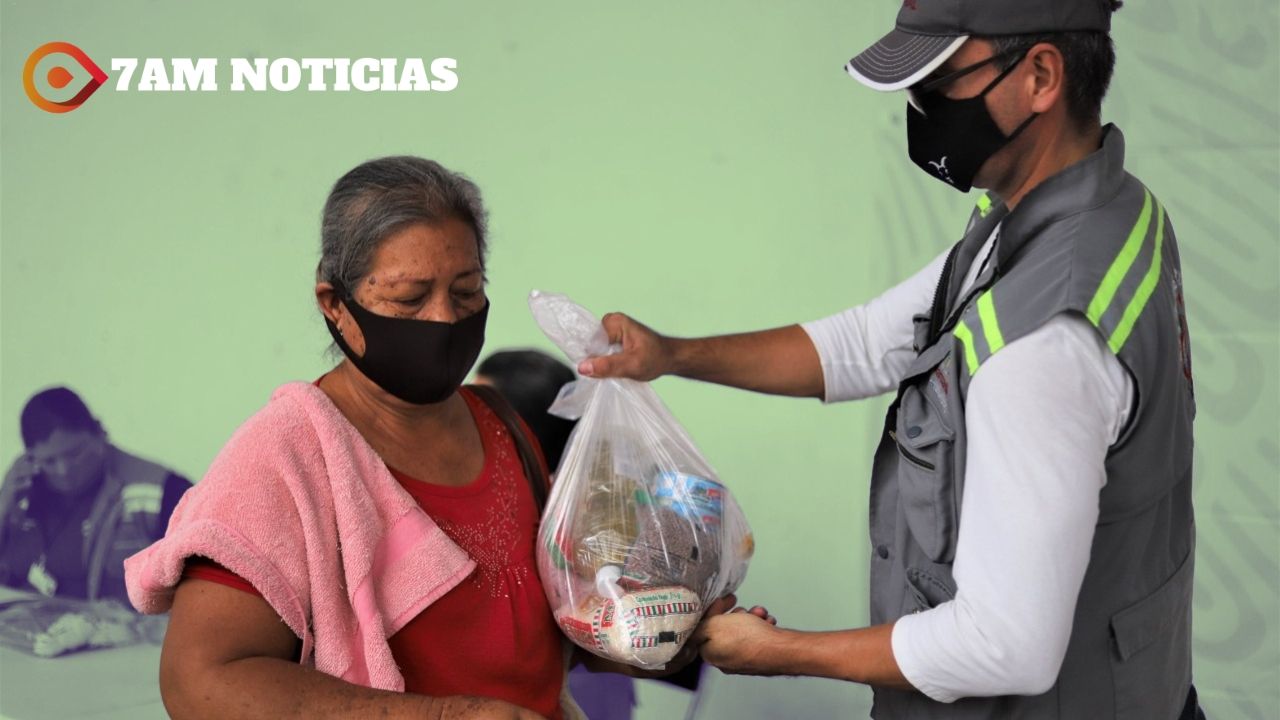 Ayuntamiento de Manzanillo entrega Apoyo Alimentario del Programa Despensas