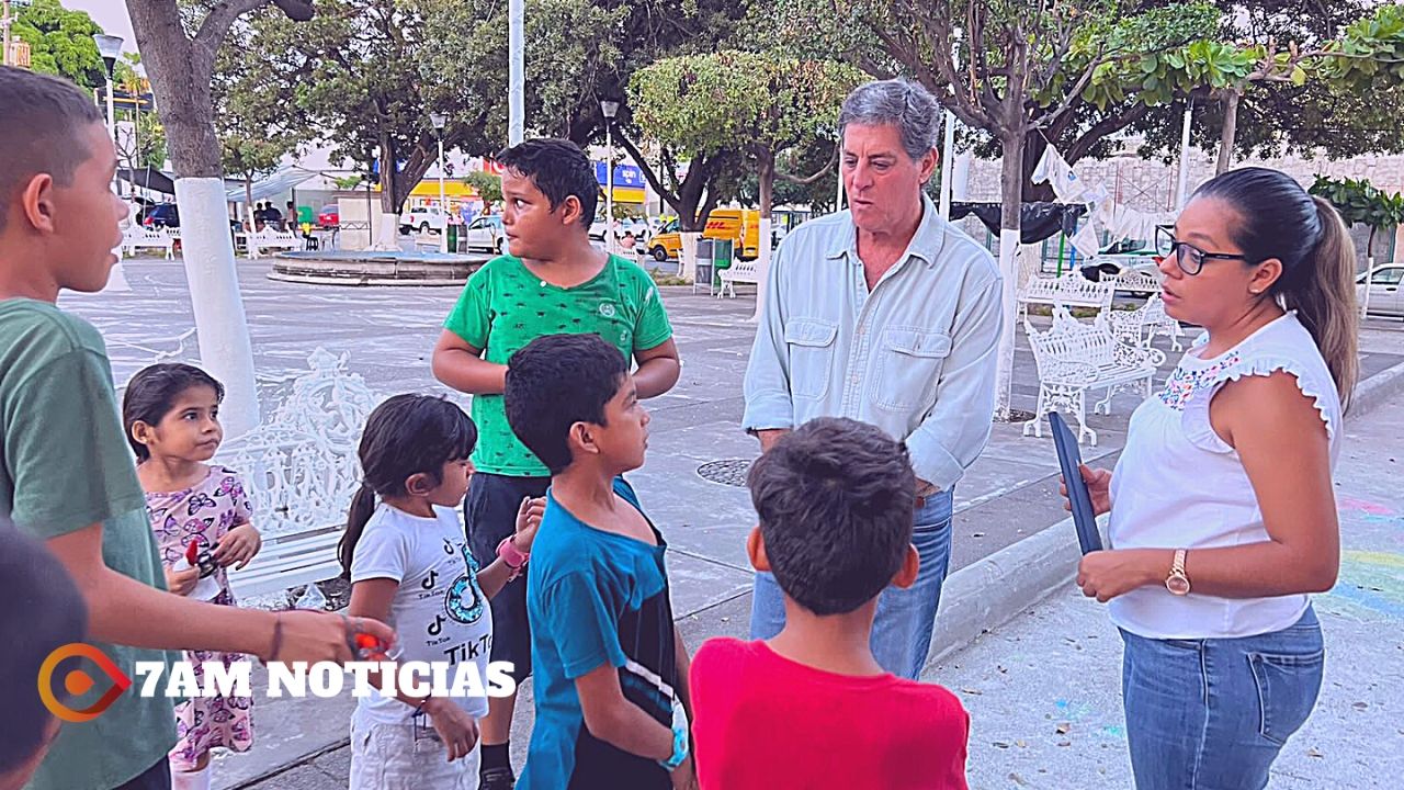 Elías Lozano realizó recorrido de las distintas obras públicas resueltas en Tecomán
