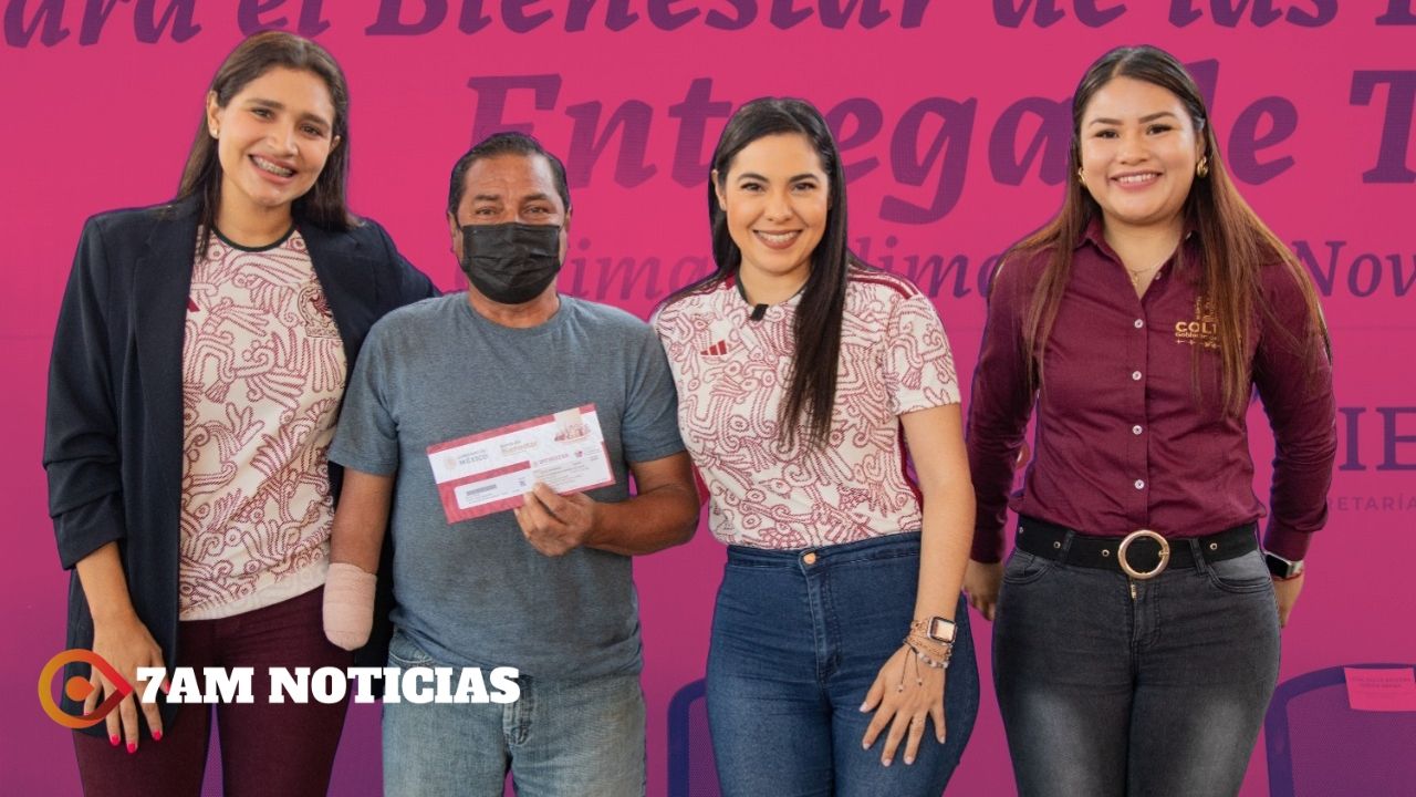 Indira y Viridiana Valencia entregan tarjetas de Pensión para el Bienestar a personas con discapacidad