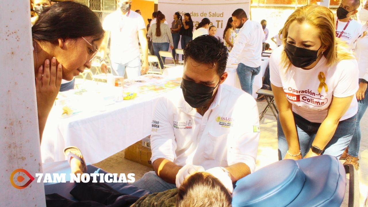 Secretaría de Salud lleva brigada de salud a Flor de Coco, en Armería