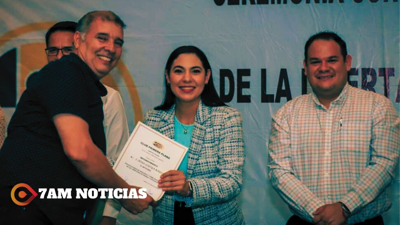 Indira: Periodistas libres del país y de Colima contribuyen al avance democrático