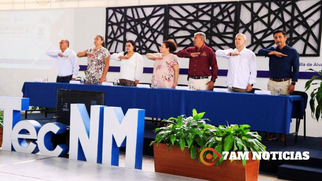 Adolfo Núñez encabeza inicio del ciclo escolar en el Tecnológico de Colima