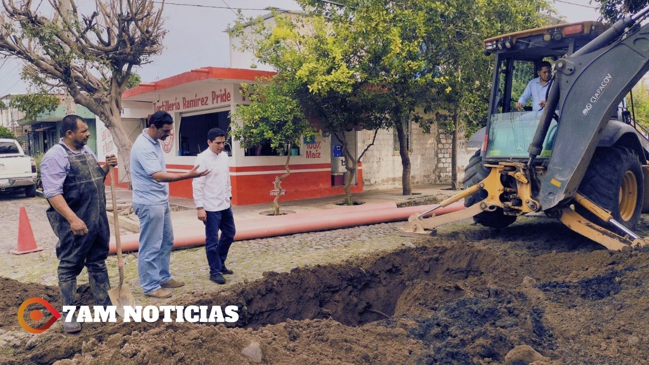 CIAPACOV rehabilita más de 50 metros de la línea de drenaje de la colonia Juan José Ríos l en VdeÁ