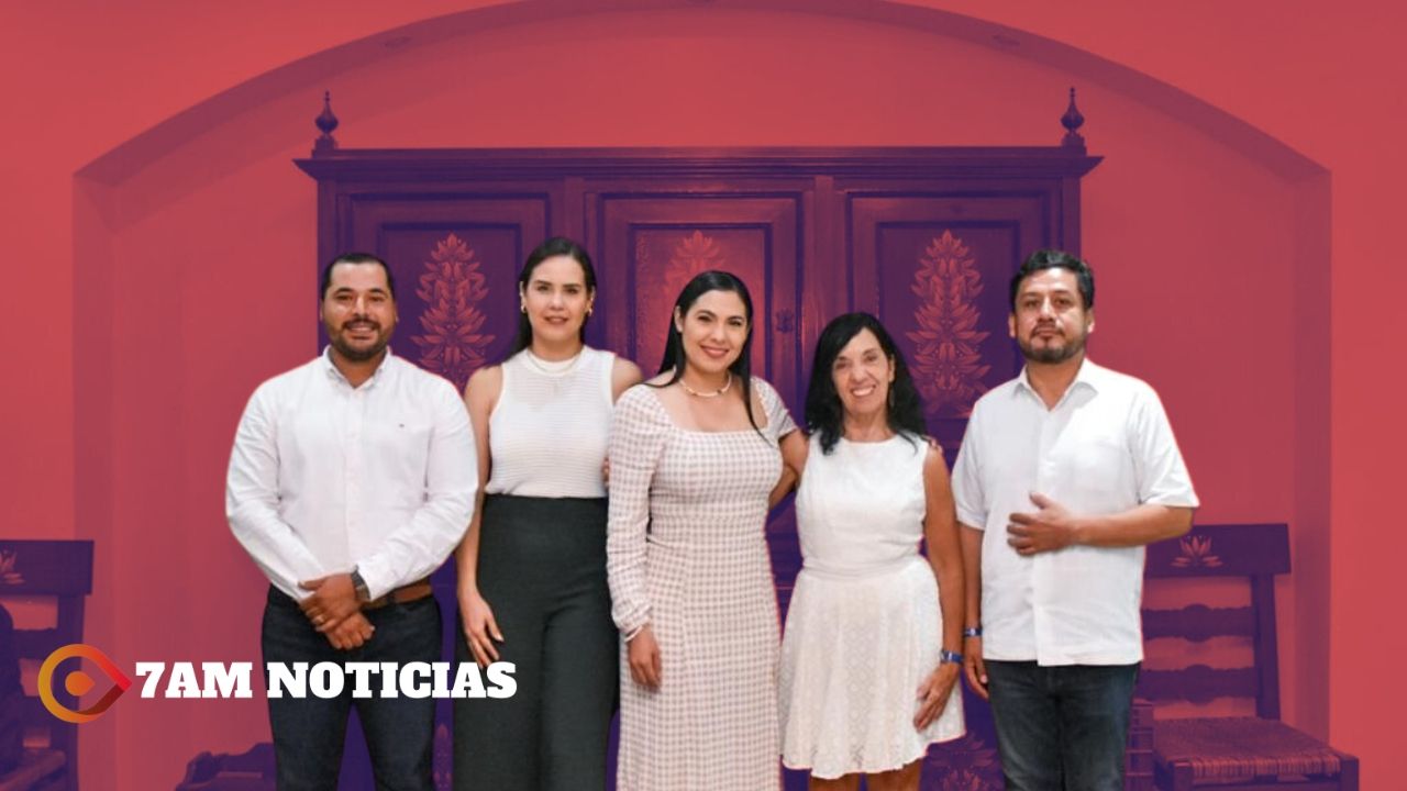 Titular de DIF Nacional realiza gira por Colima; entregan proyecto de mejoramiento de vivienda en Manzanillo