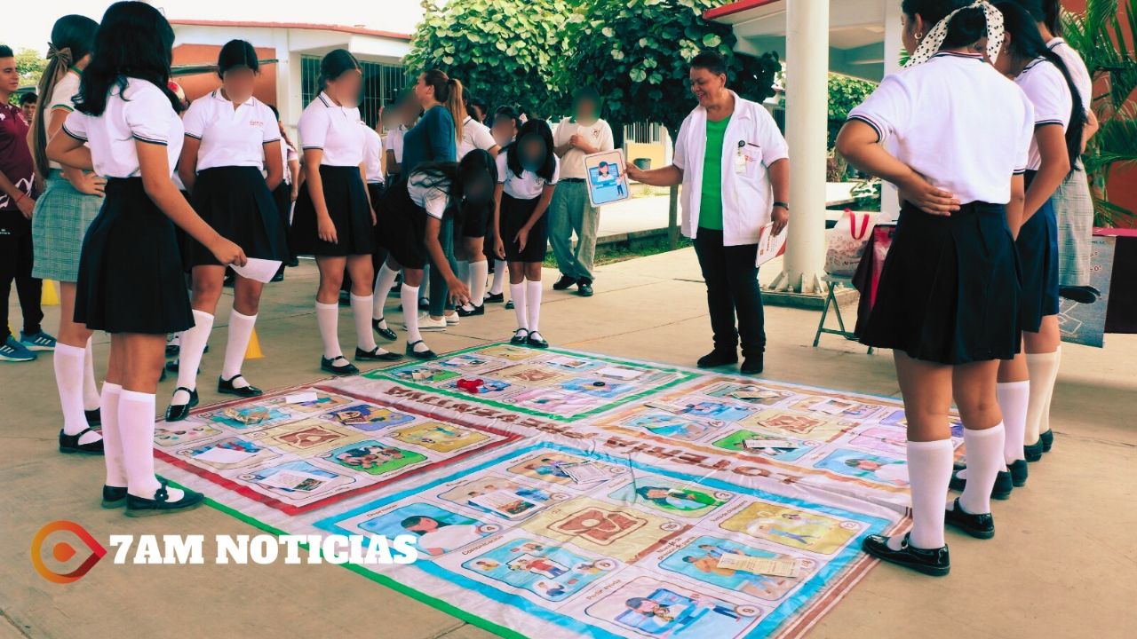 Gobierno de Colima lleva Feria Informativa a cerca de 600 estudiantes de la secundaria Octavio Paz en Villa de Álvarez