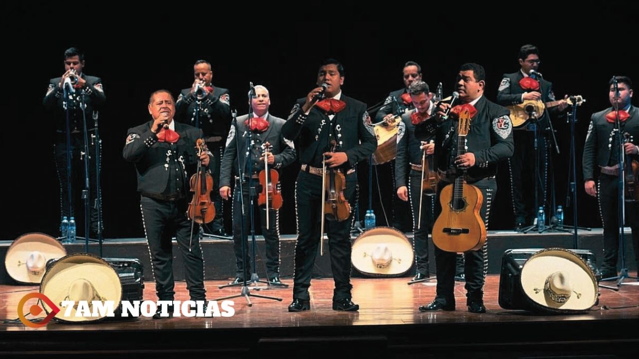 Éxito total el concierto del Mariachi Santa Cecilia en el Teatro Hidalgo de Colima
