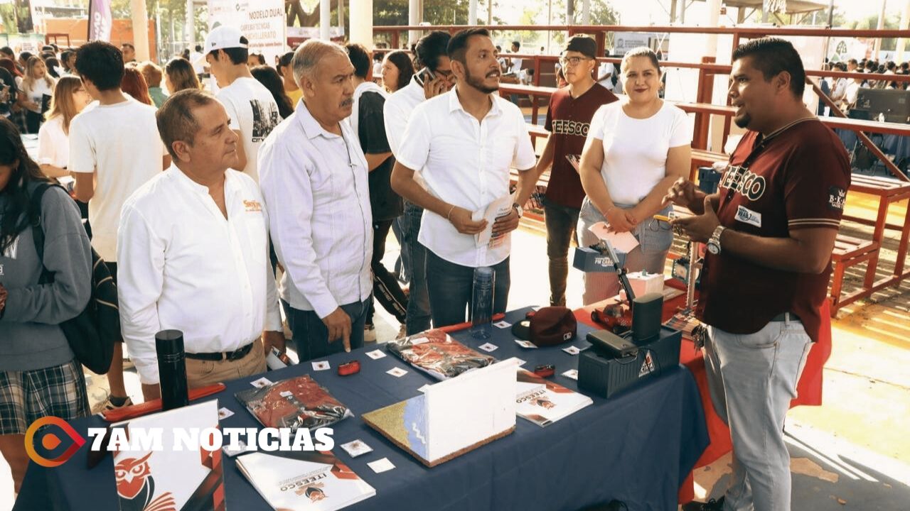 Secretario de Educación inaugura en Manzanillo la Feria Profesiográfica 2024