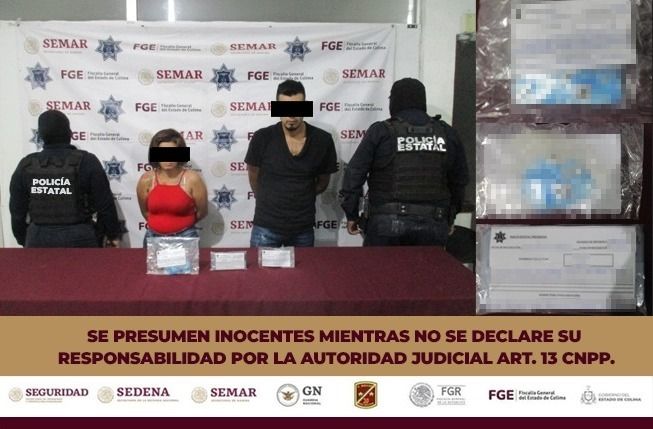 Policía Estatal de Colima detiene a dos personas y les aseguran varias dosis de droga