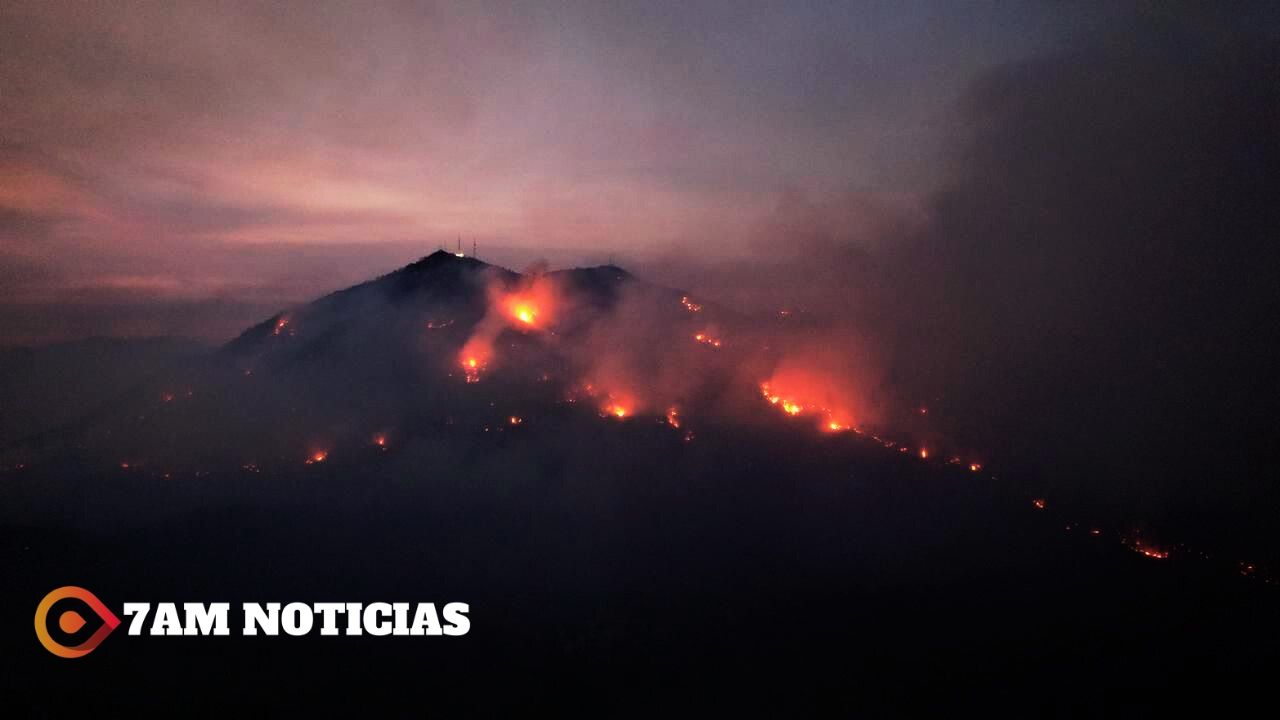 126 combatientes de UEPC y dependencias federales continúan desplegados combatiendo incendios en Manzanillo