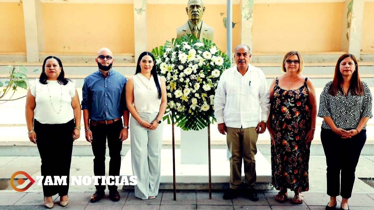 Autoridades de Colima conmemoran el natalicio del Profr. Gregorio Torres Quintero