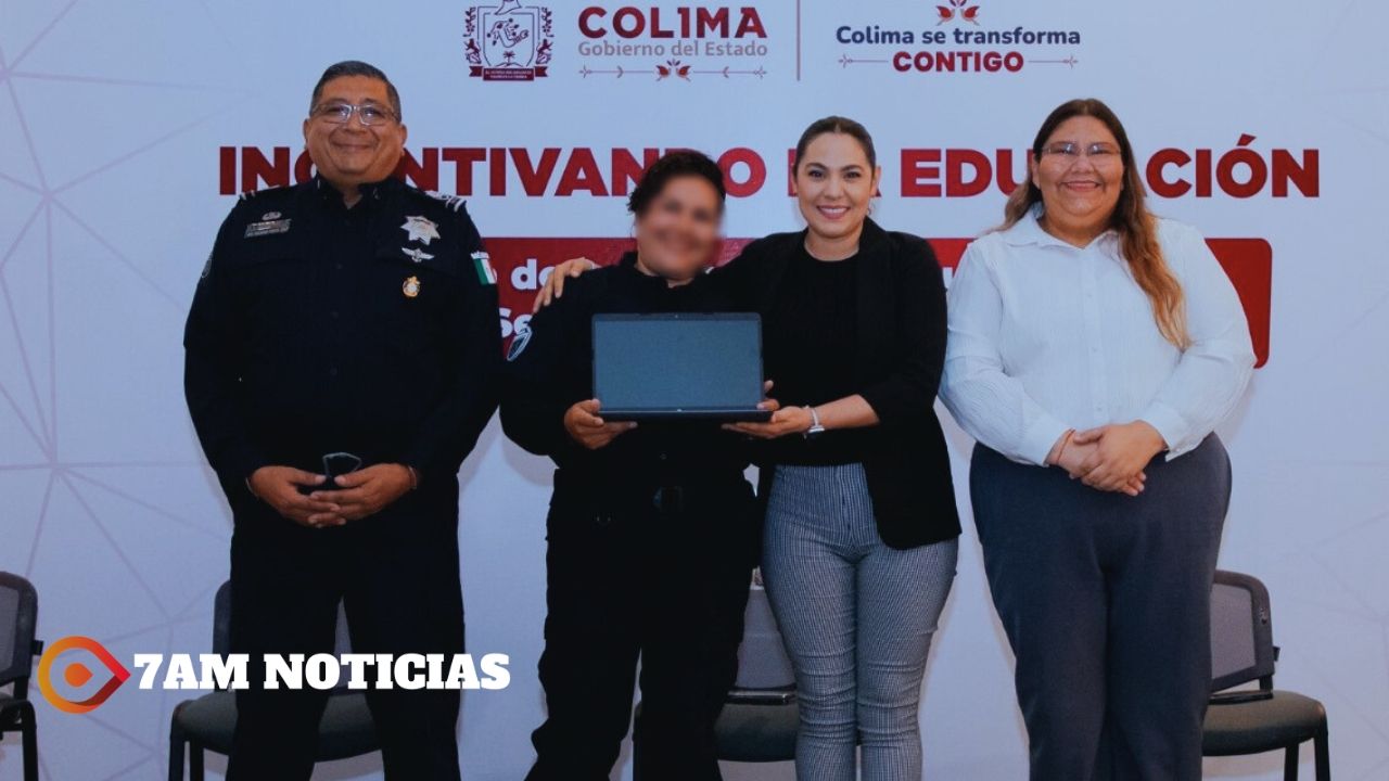 65 elementos de la Secretaría de Seguridad Pública recibieron computadoras de Gobierno Colima