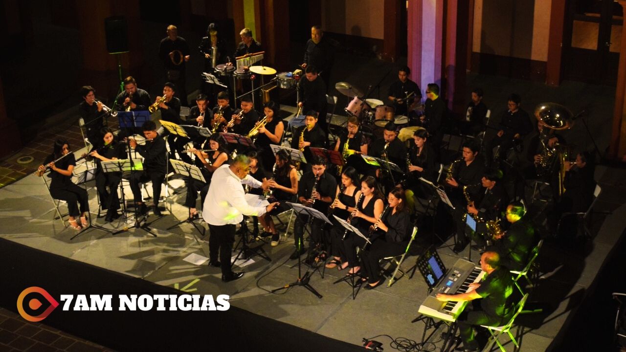 Celebran el Día del Padre con grupos infantiles y juveniles de Cultura Colima