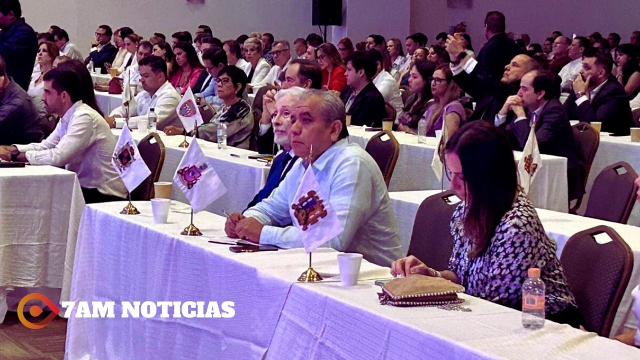 Colima participa en la Asamblea Nacional de la AMSDE; analizan fortalecimiento económico de las entidades