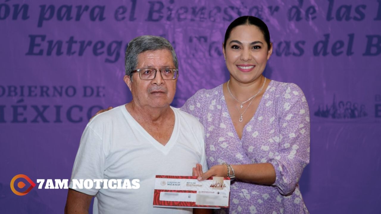 Gobierno Colima atestigua entrega de tarjetas de Pensión para el Bienestar de Personas Adultas Mayores