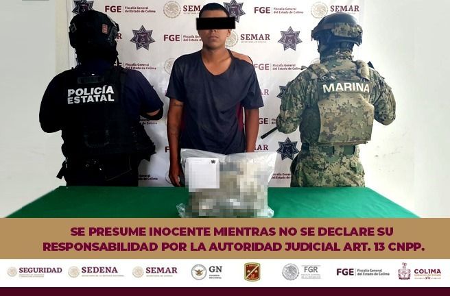 Policía Estatal de Colima detiene a un individuo con droga en Tecomán, tras persecución