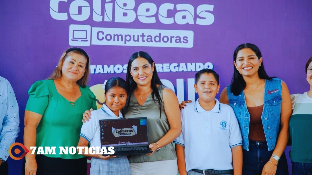 Gobierno de Colima entrega laptops gratuitas a 925 estudiantes de Coquimatlán y Armería