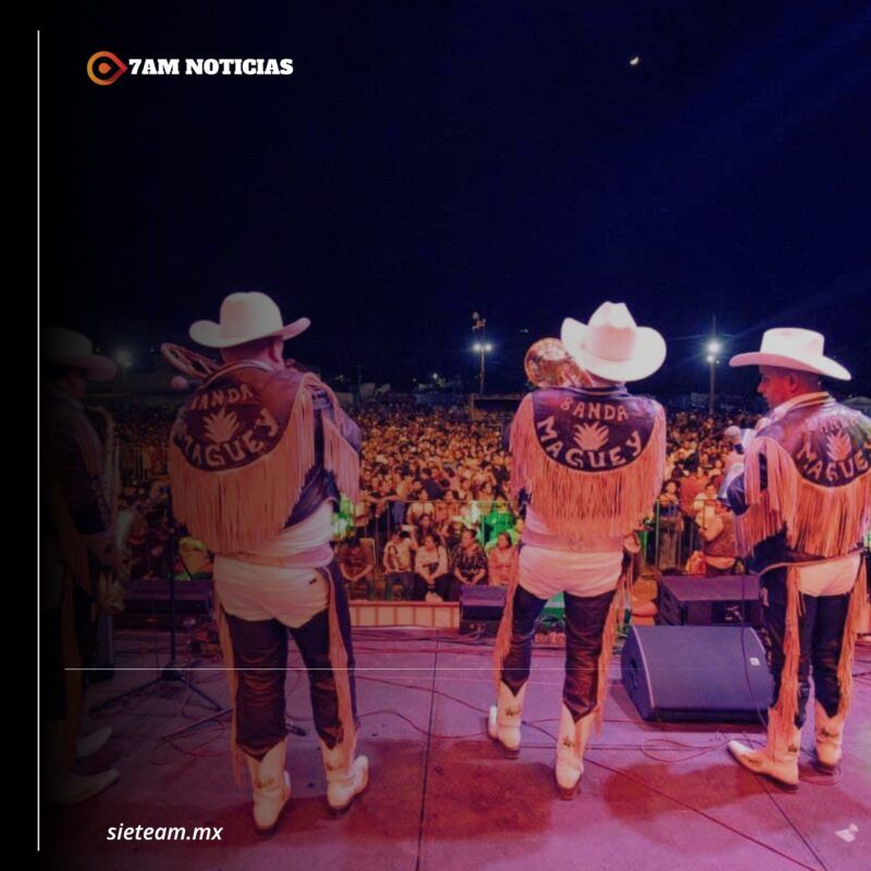 Banda Maguey y Mi Banda El Mexicano triunfan en el 2º concierto gratuito en la Feria de Colima