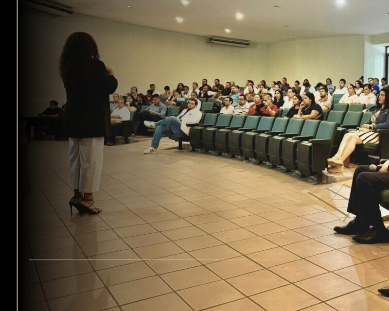 Capacitan y actualizan a personal del Sector Salud en Colima, en atención integral del VIH