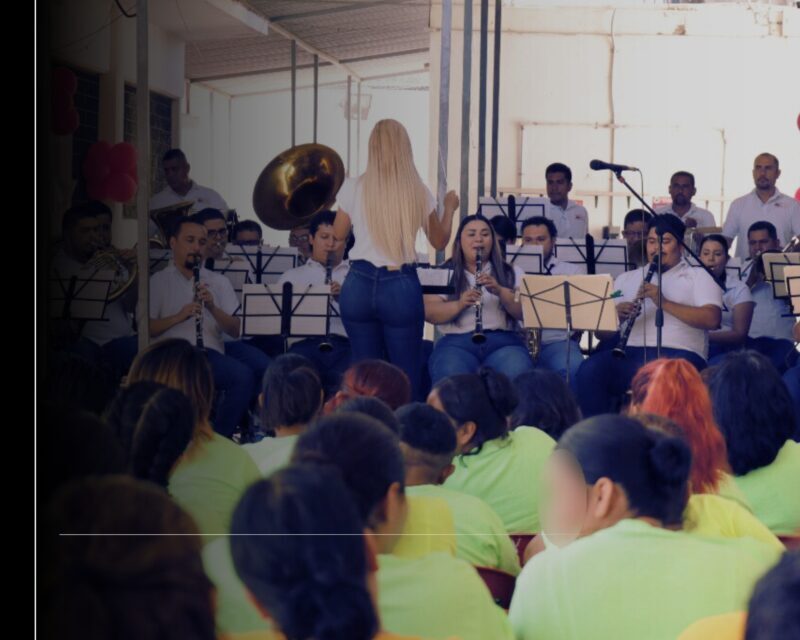 Cultura Colima celebra el Día de las Madres con concierto en el Cereso Femenil