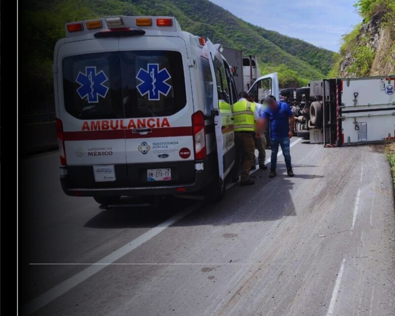 UEPC alerta por accidente en autopista Colima-Manzanillo, a la altura de La Salada