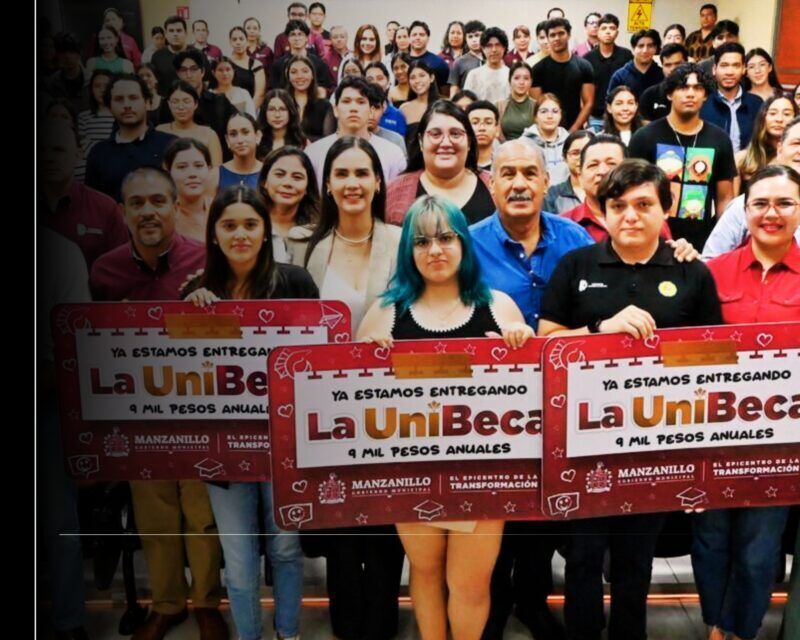 En Colima, Rosi Bayardo entrega UniBeca a estudiantes manzanillenses del Tec de Colima