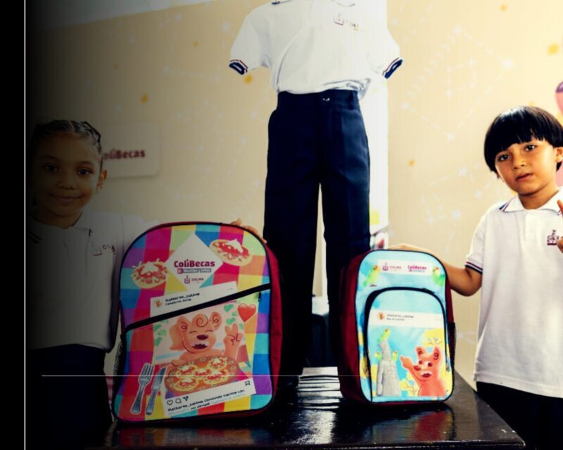 Gobierno del Estado de Colima entregó 575 ColiBecas Mochilas, Útiles y Uniformes este jueves en Armería y Tecomán