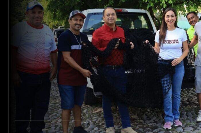 Andrea Naranjo continúa fortaleciendo espacios deportivos en Tecomán y Minatitlán