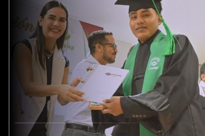 Ampliación del puerto de Manzanillo traerá grandes oportunidades laborales para egresados: Rosi Bayardo