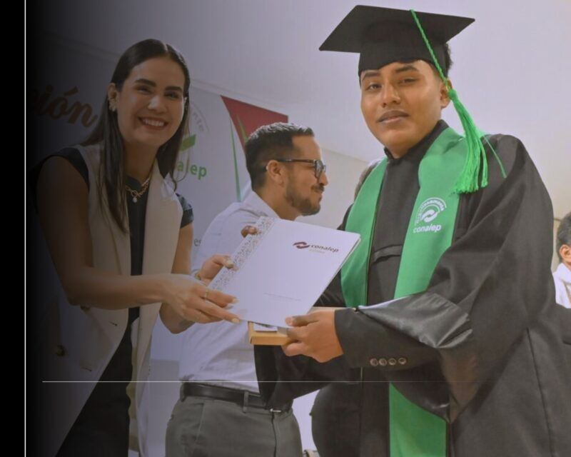 Ampliación del puerto de Manzanillo traerá grandes oportunidades laborales para egresados: Rosi Bayardo