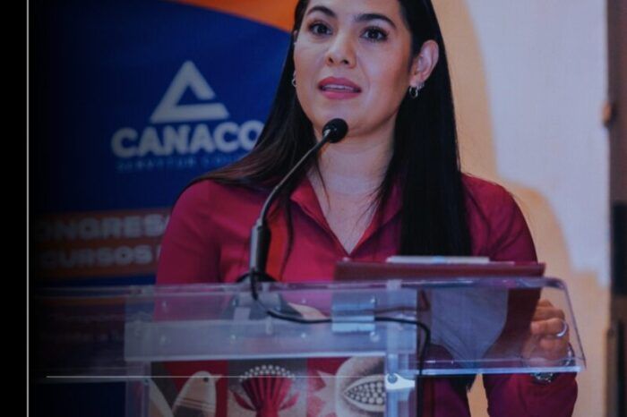 Indira Vizcaíno inaugura Congreso Nacional de Recursos Humanos de Canaco Colima