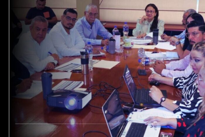 Asigna Educación Colima cerca de mil horas para Secundarias Técnicas y Generales