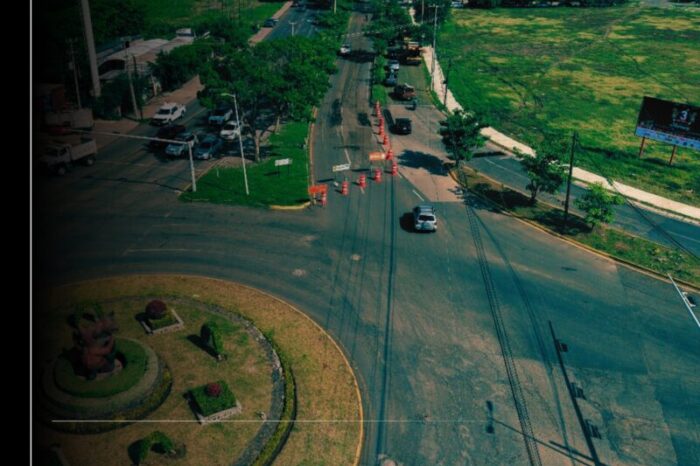 Gobierno del Estado de Colima realiza bacheo de la Glorieta de los Perritos a Comala