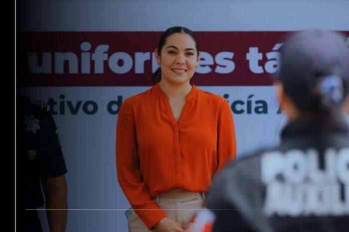 Indira entrega uniformes a la Policía Auxiliar Estatal, con inversión de 734 mil pesos