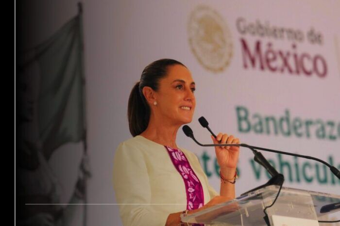 Presidenta Claudia Sheinbaum da banderazo de salida a la construcción de Puentes Vehiculares en Colima