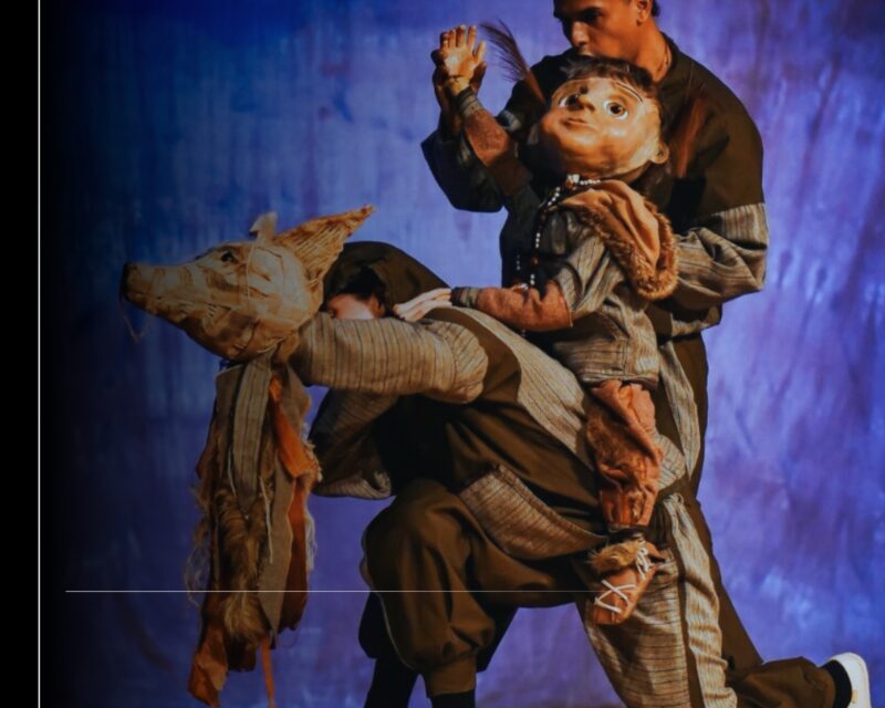 Cultura Colima inicia funciones de ‘Nuestras Latitudes’ con el Teatro Hidalgo lleno