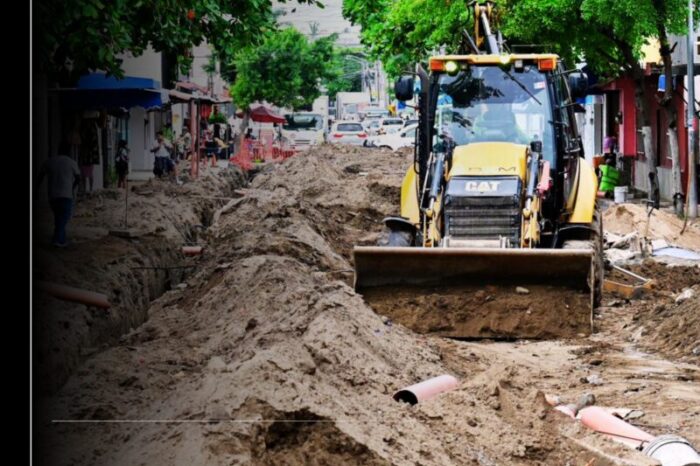 Gobierno de Rosi Bayardo avanza en cuatro nuevas calles con concreto hidráulico