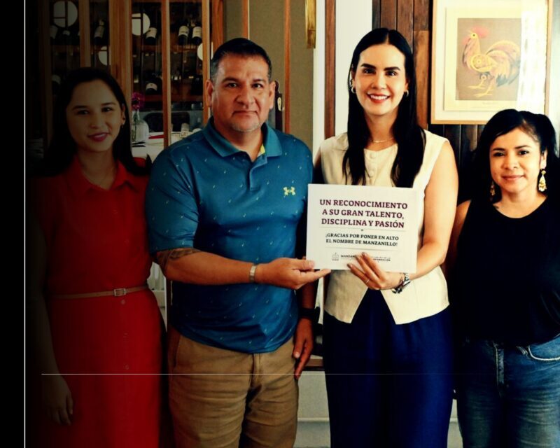 Rosi Bayardo entrega becas a medallistas de la Olimpiada Nacional CONADE