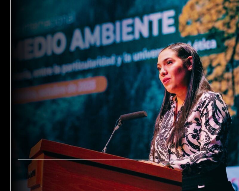 Indira Vizcaíno inaugura Congreso Internacional sobre Ética, Paz y Medio Ambiente, convocado por la UdeC