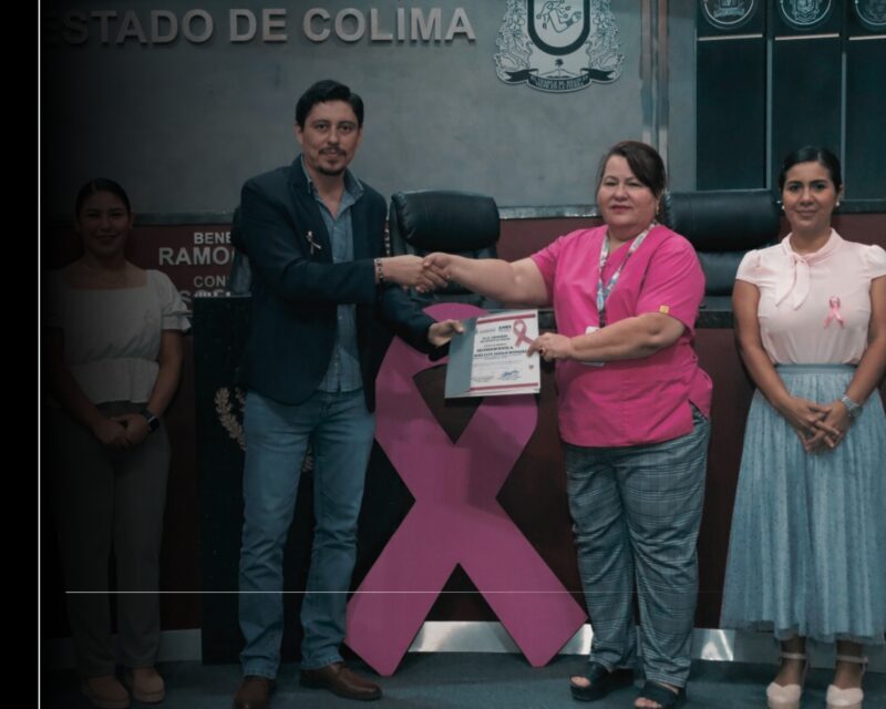 Llevan a cabo exitosa “Feria Rosa de la Salud” en el Congreso del Estado