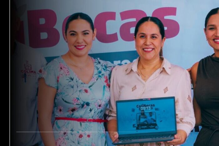Indira Vizcaíno entregó este miércoles laptops gratuitas a docentes de Manzanillo