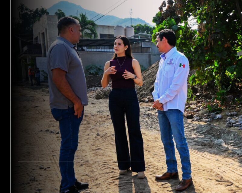 Rosi Bayardo da inicio a 6 obras de rehabilitación de redes de agua, drenaje y pavimentación en colonia Indeco