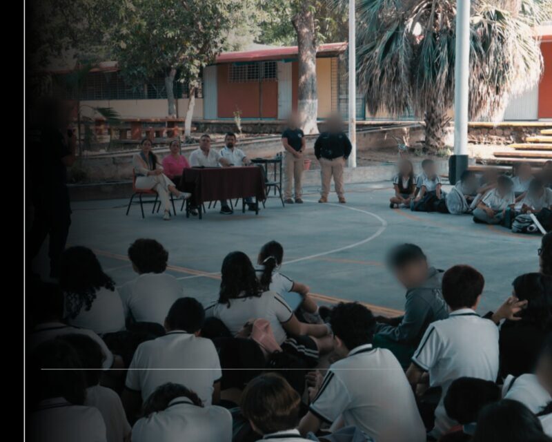 Congreso y Policía Cibernética llevan charla a secundaria Enrique Corona Morfín sobre seguridad y violencia de género en redes