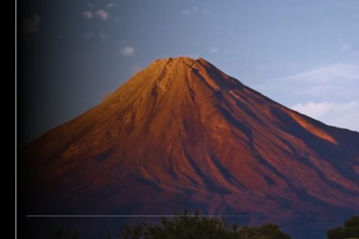 Volcán de Colima se mantiene estable y con baja actividad: UEPC